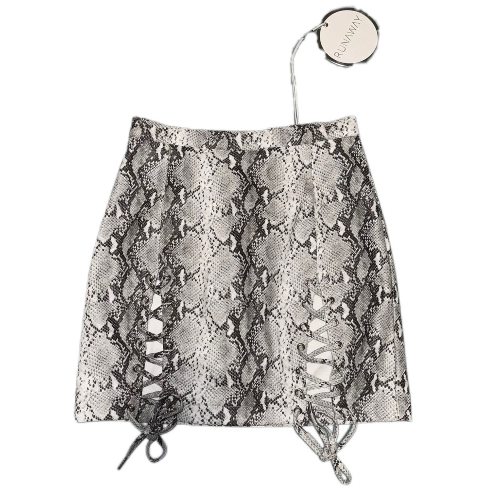NWT Runaway the Label snakeskin mini skirt in Grey Snake